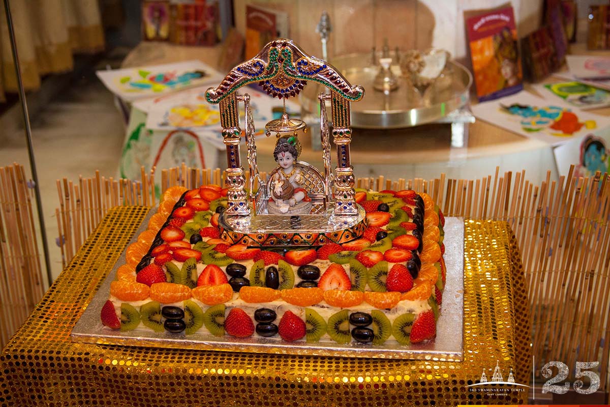 ©1987-2017 SKS Swaminarayan Temple East London